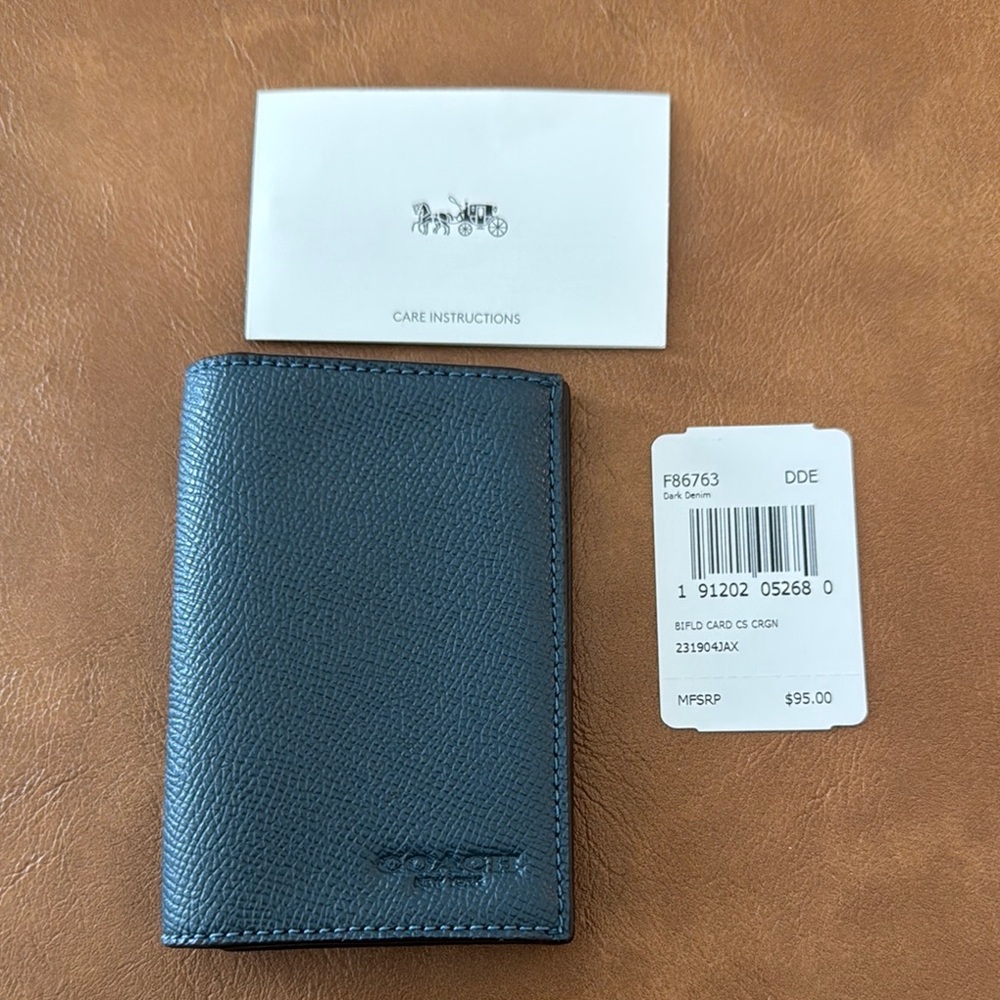 Coach Men's Blue Leather Wallet